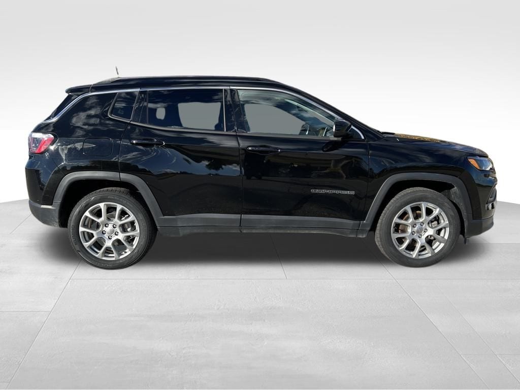 Certified 2022 Jeep Compass Latitude Lux SUV