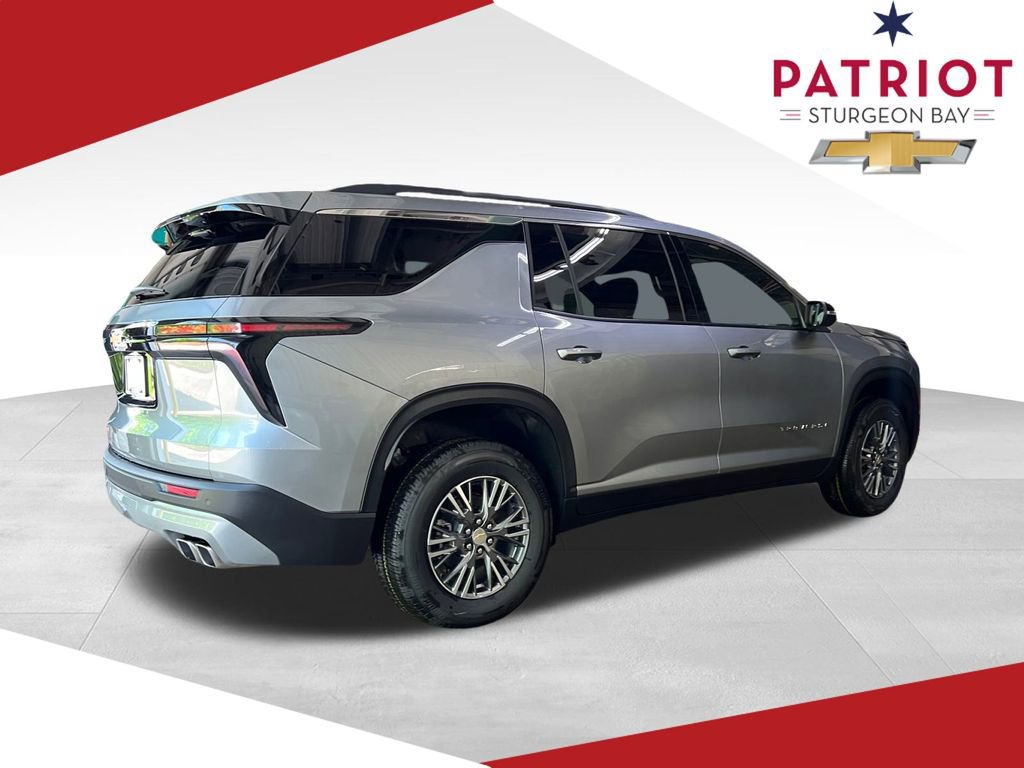 2025 Chevrolet Traverse photo 3