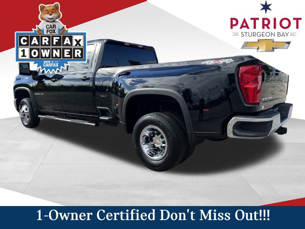 2025 Chevrolet Silverado 3500HD LT photo 4