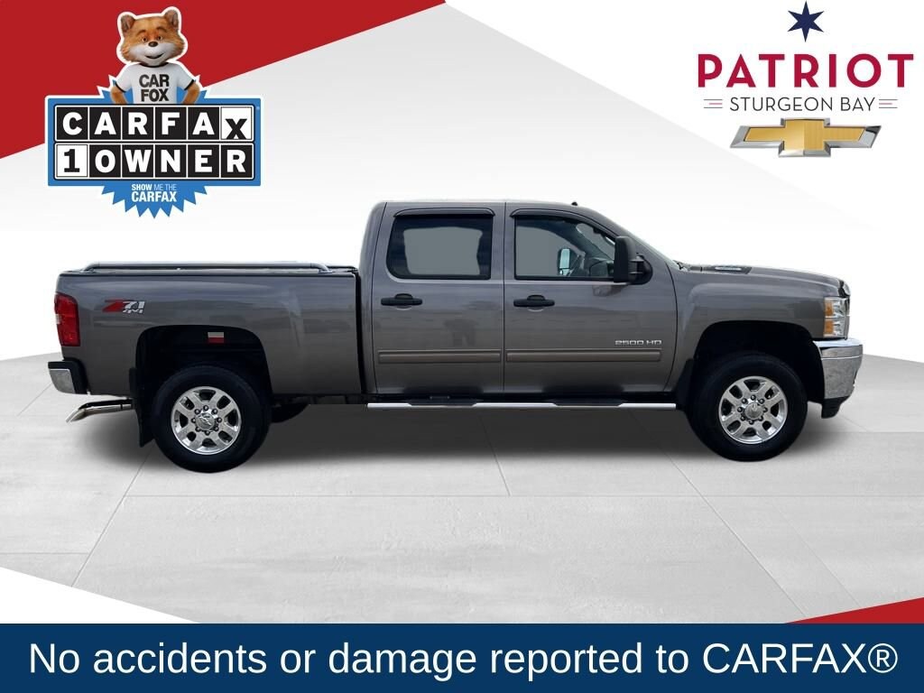 2013 Chevrolet Silverado 2500HD LT photo 2
