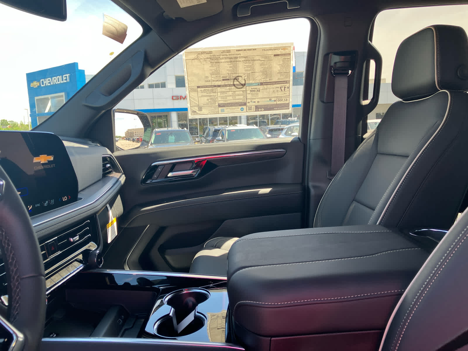 2026 Chevrolet Tahoe Premier - Photo 10