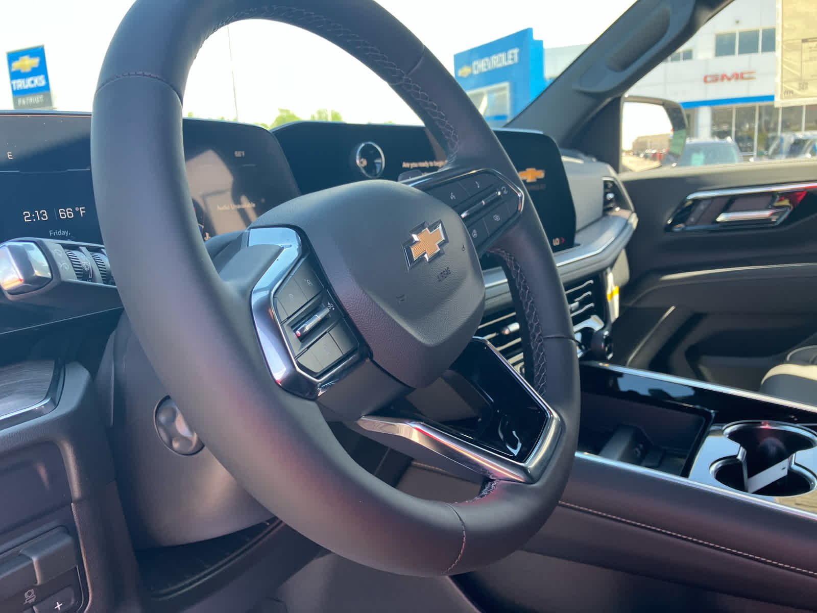2026 Chevrolet Tahoe Premier - Photo 9