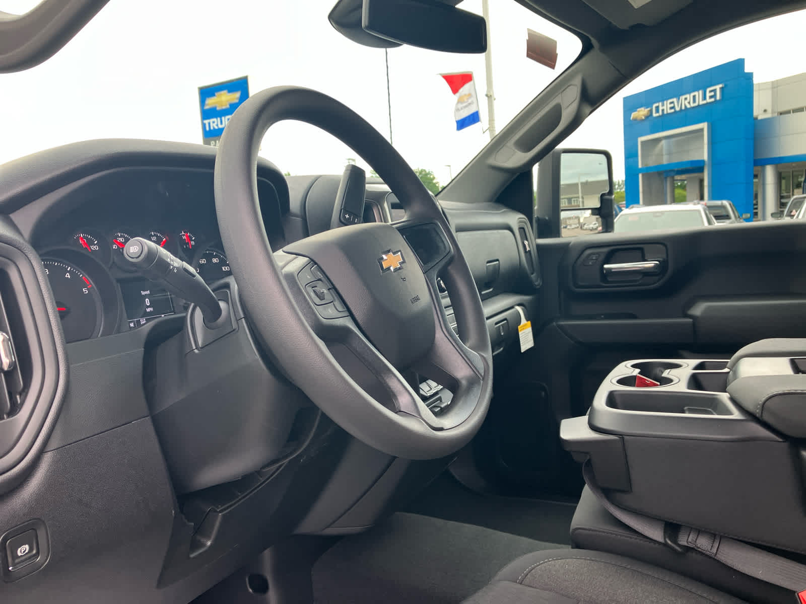 2026 Chevrolet Silverado 2500 HD Custom - Photo 9