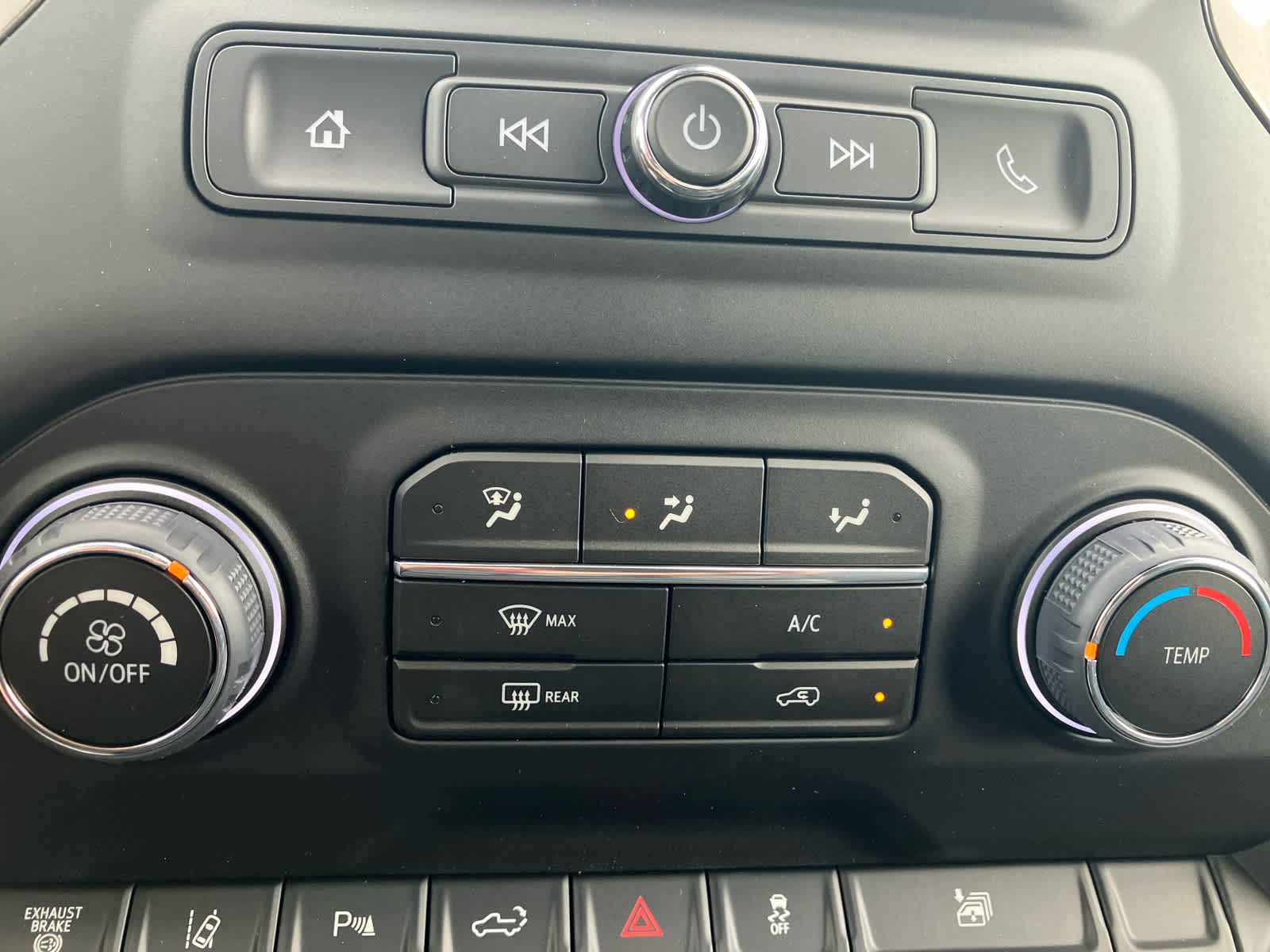 2026 Chevrolet Silverado 2500 HD Custom - Photo 23