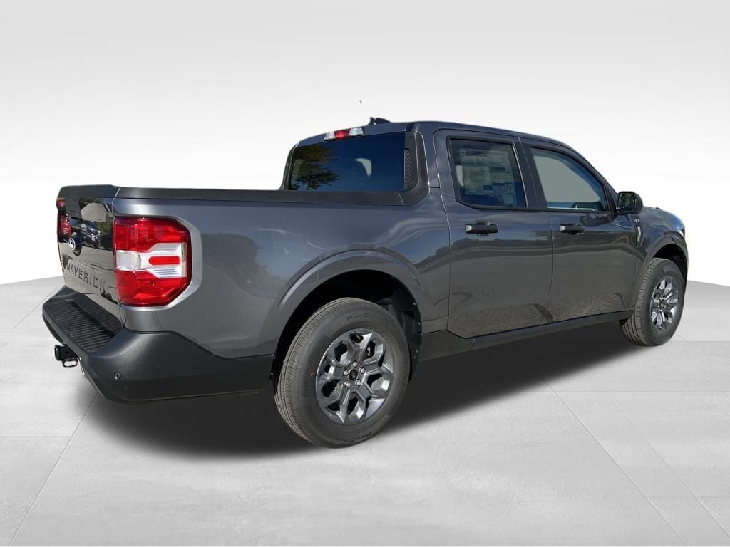 New 2025 Ford Maverick XLT Truck