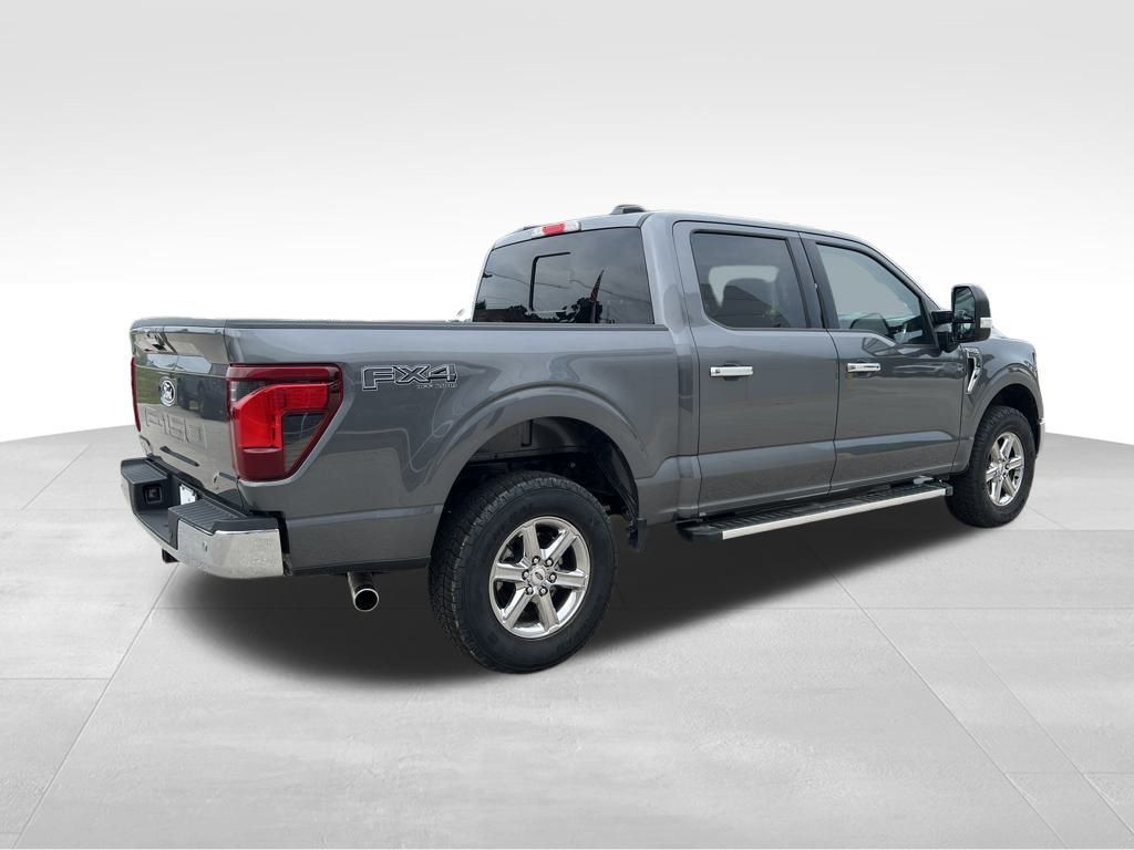 2024 Ford F-150 XLT photo 3