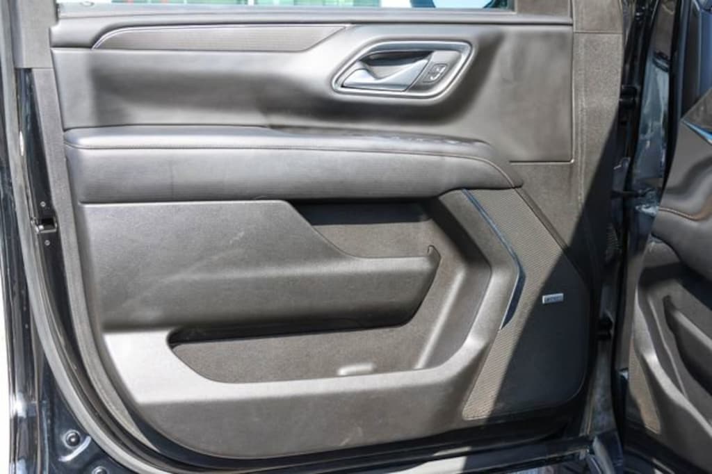 Used 2024 GMC Yukon AT4 SUV