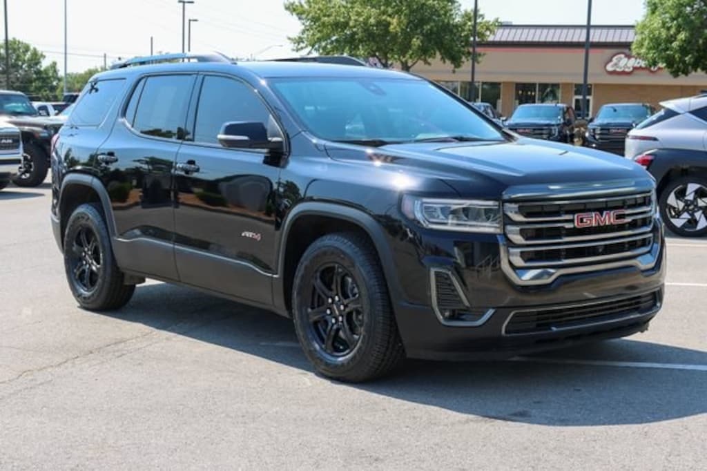 Used 2023 GMC Acadia AT4 SUV