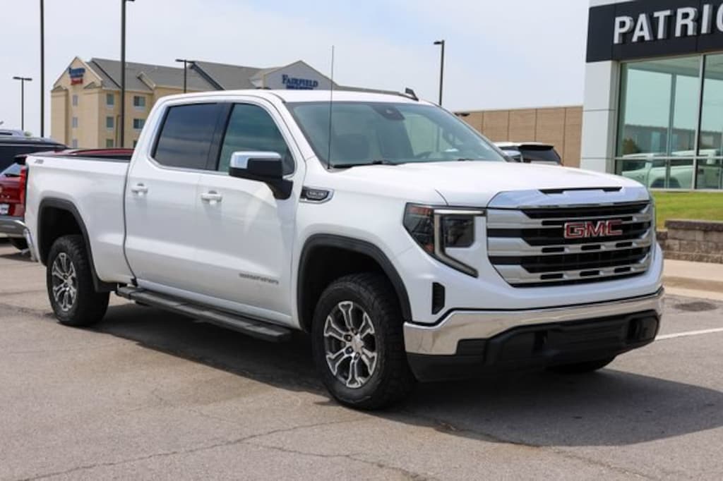 Used 2023 GMC Sierra 1500 SLE Truck