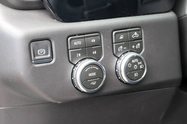 2026 GMC Sierra 1500 SLT - Photo 13