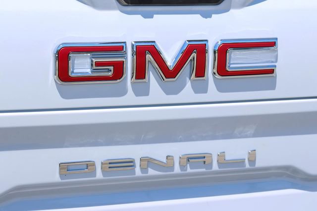 2026 GMC Sierra 1500 Denali - Photo 9