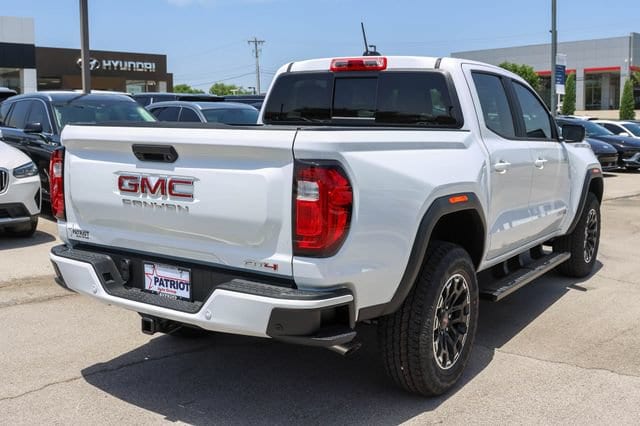 2026 GMC Canyon AT4 - Photo 3