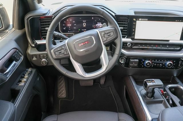 2026 GMC Sierra 1500 SLT - Photo 19