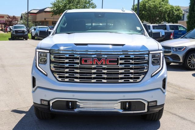 2026 GMC Sierra 1500 Denali - Photo 2