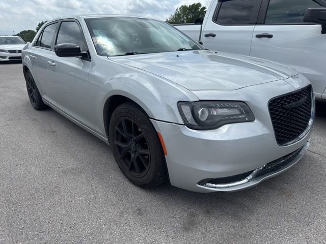 2019 Chrysler 300 Touring