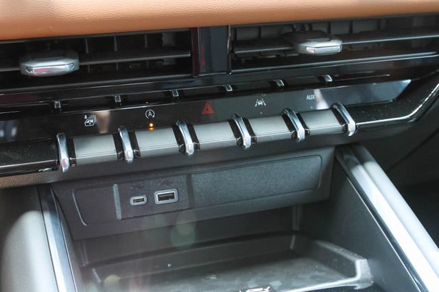 2026 GMC Canyon AT4 - Photo 22