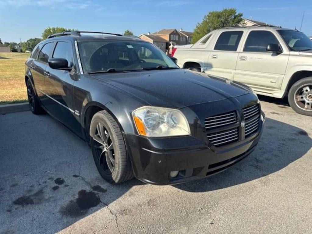 Used 2005 Dodge Magnum RT
