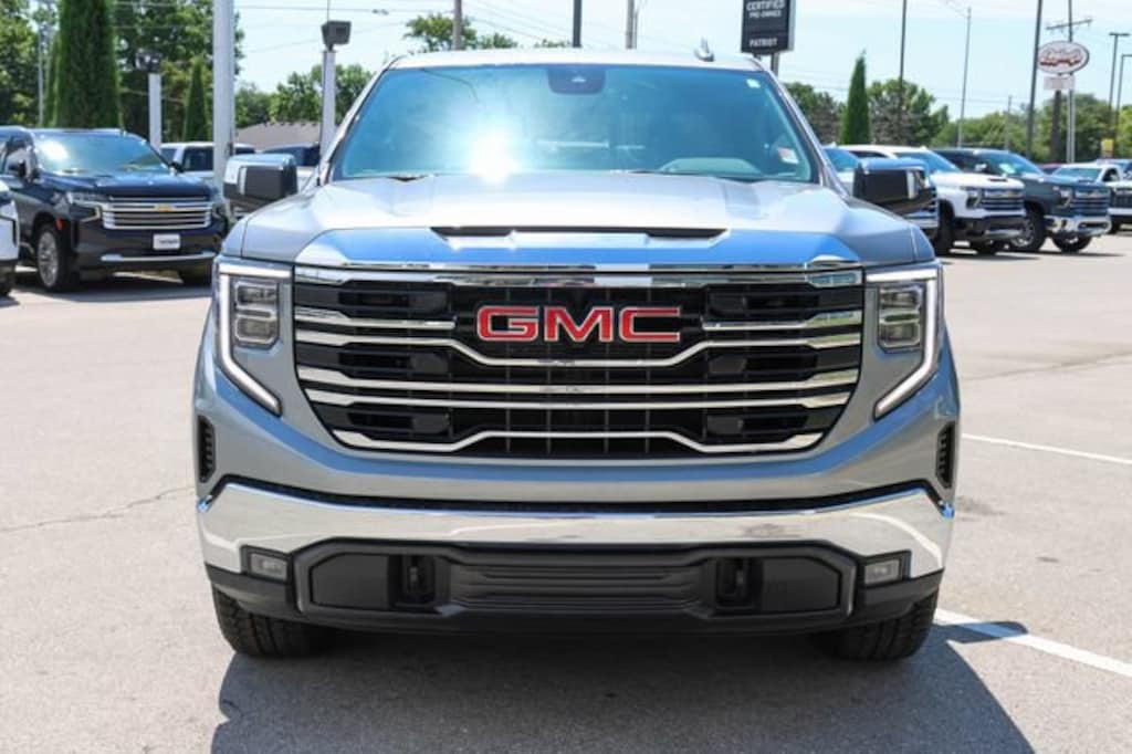 New 2026 GMC Sierra 1500 SLT Truck