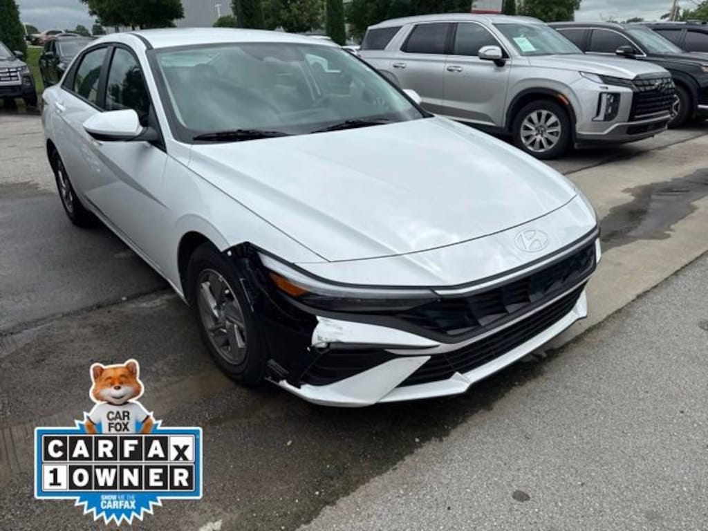 Used 2025 Hyundai Elantra SE