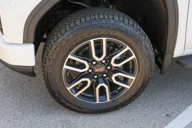 2026 GMC Sierra 1500 AT4 - Photo 7