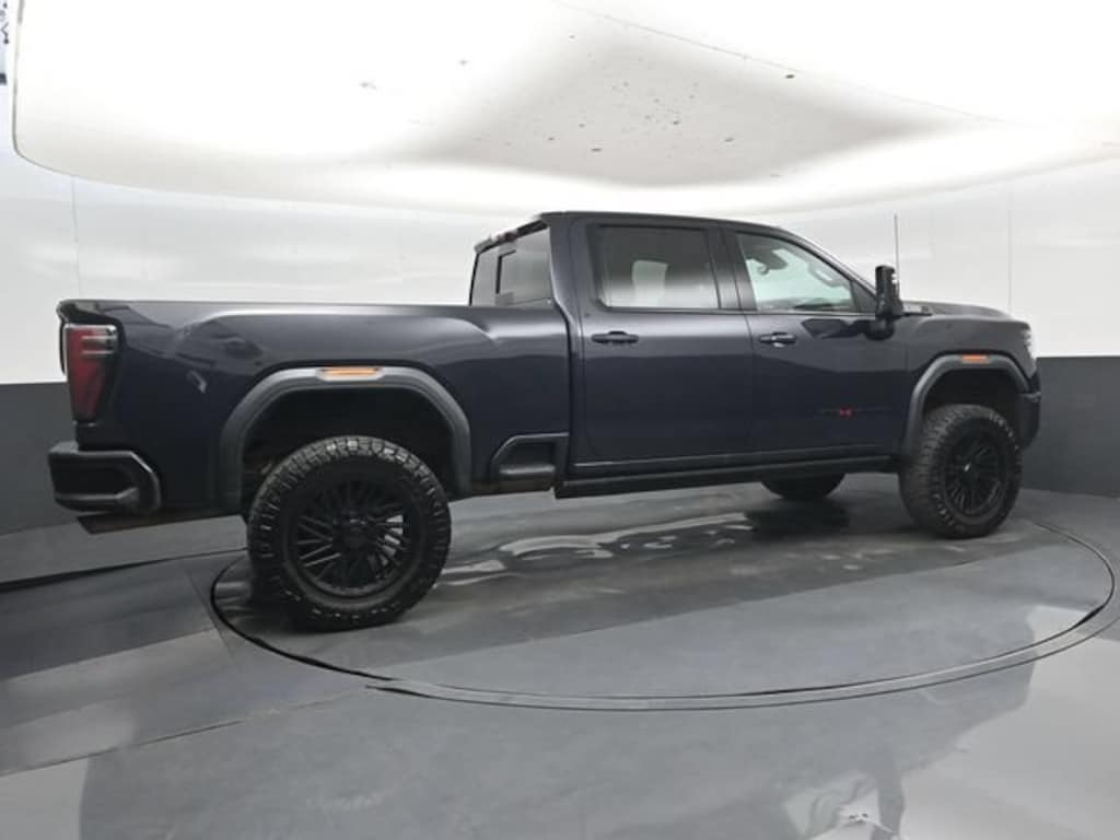Used 2024 GMC Sierra 2500 HD AT4X Truck