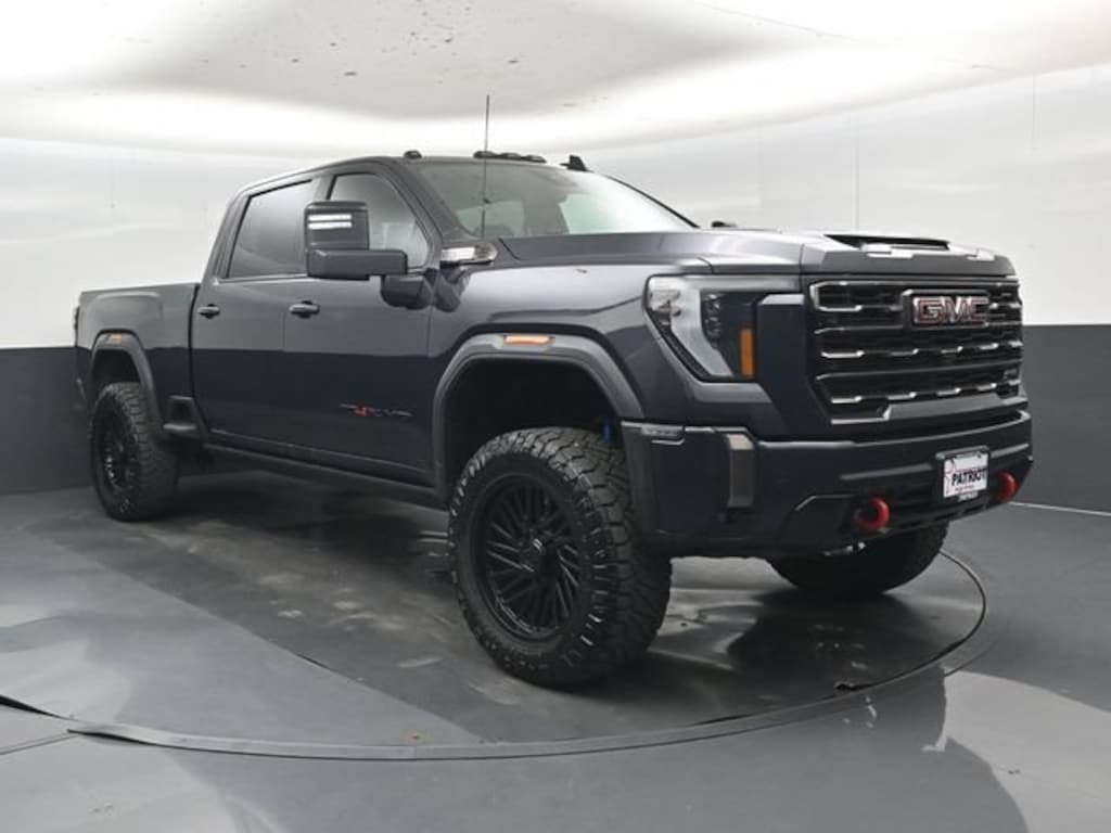 Used 2024 GMC Sierra 2500 HD AT4X Truck