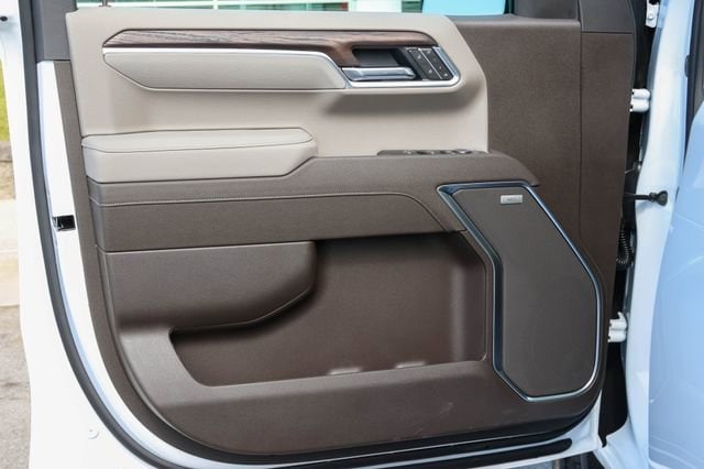 2026 GMC Sierra 1500 SLT - Photo 11