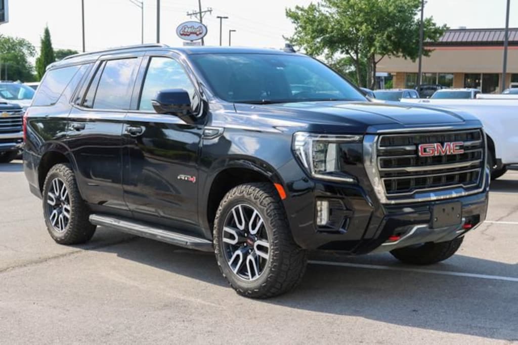 Used 2024 GMC Yukon AT4 SUV