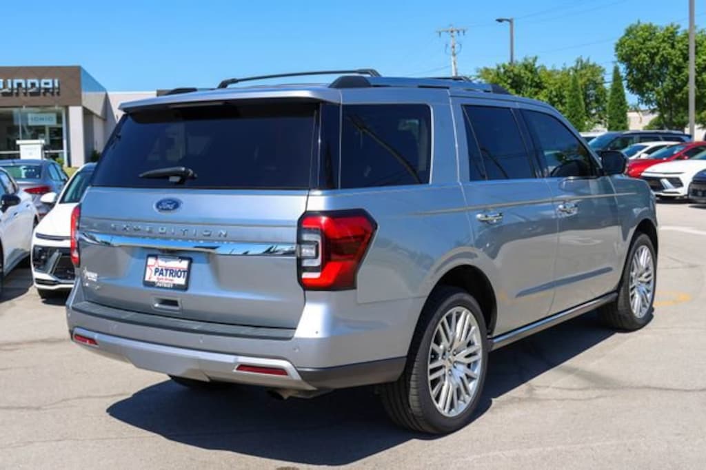 Used 2024 Ford Expedition Limited
