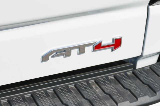 2026 GMC Sierra 1500 AT4 - Photo 9