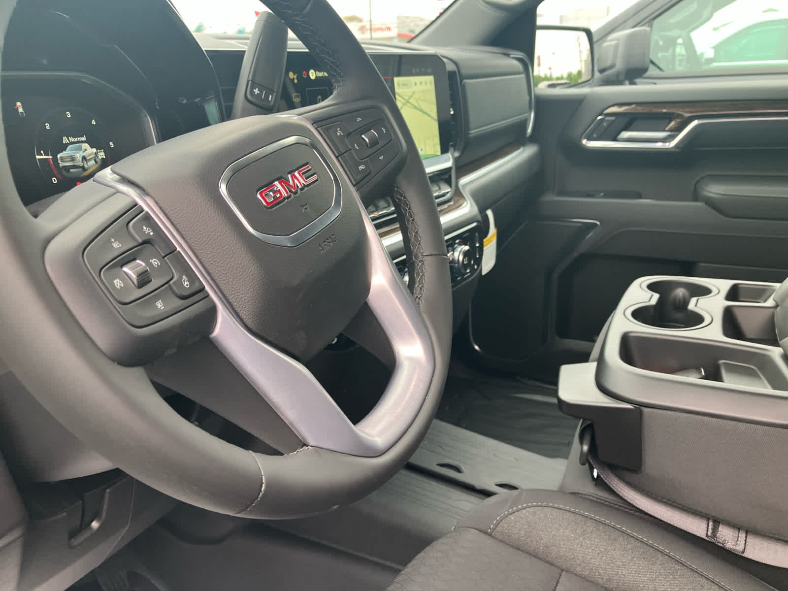 2026 GMC Sierra 1500 SLE - Photo 10
