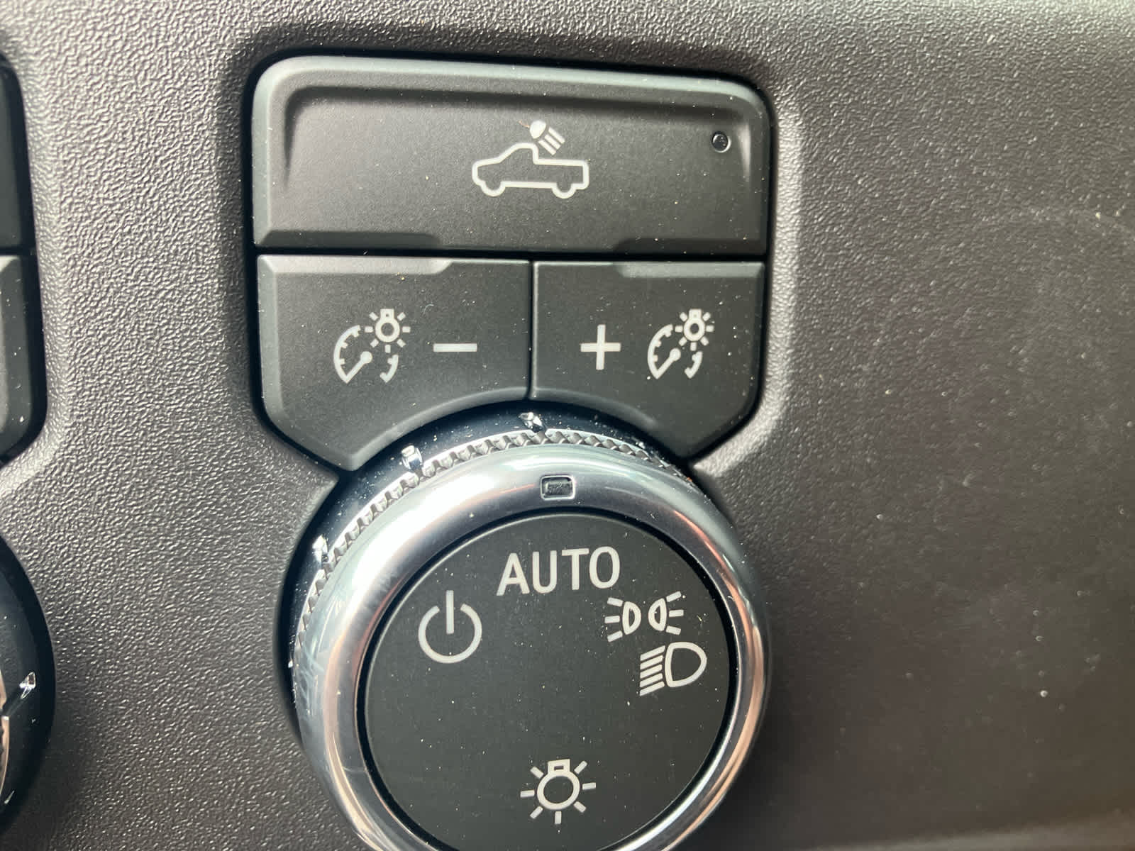 2026 GMC Sierra 1500 SLE - Photo 17