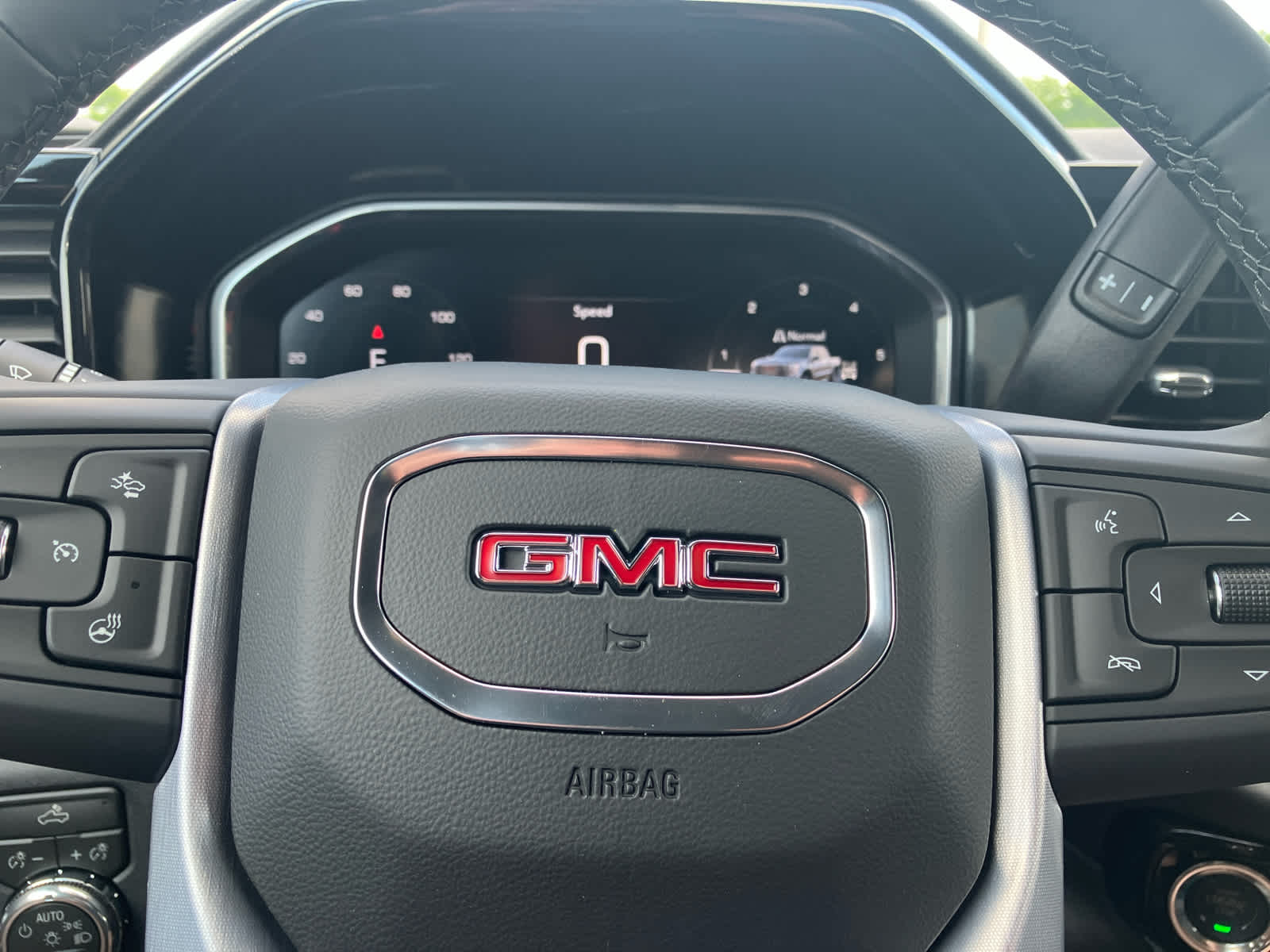 2026 GMC Sierra 1500 Elevation - Photo 17