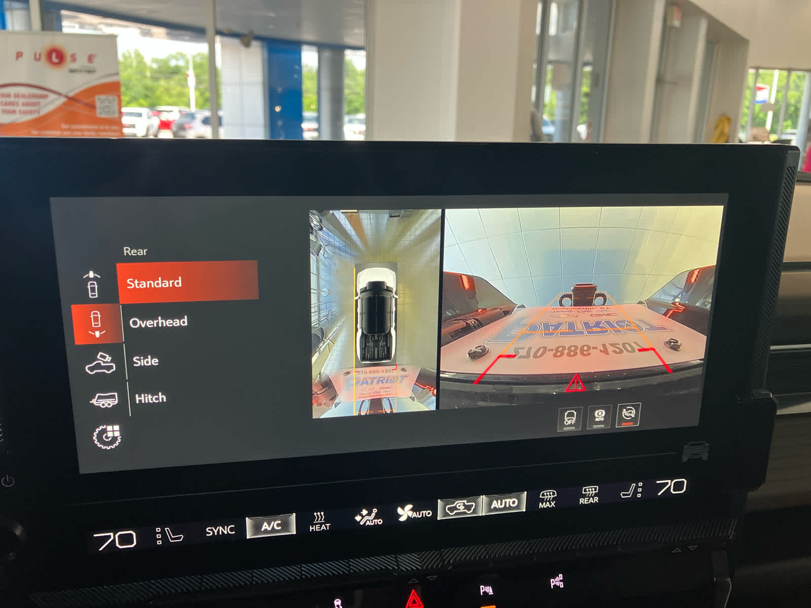 2026 GMC HUMMER EV 2X - Photo 14