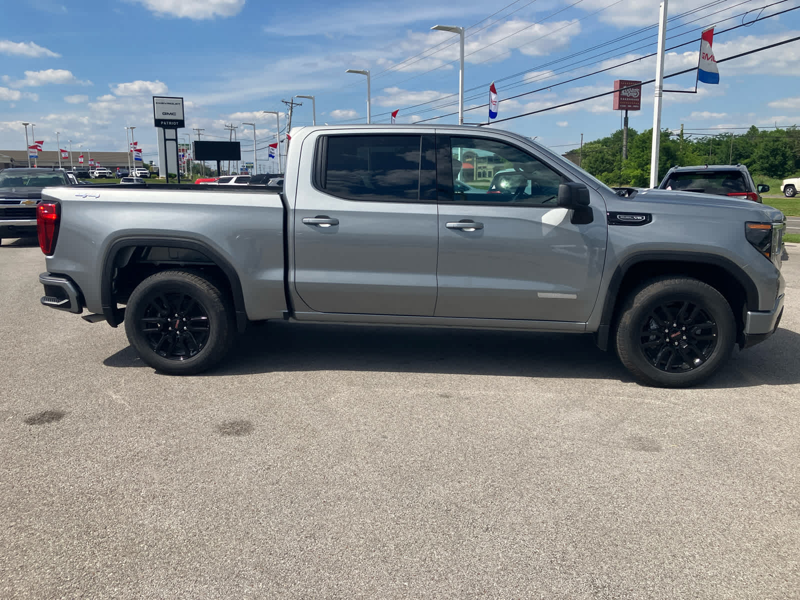 2026 GMC Sierra 1500 Elevation - Photo 8