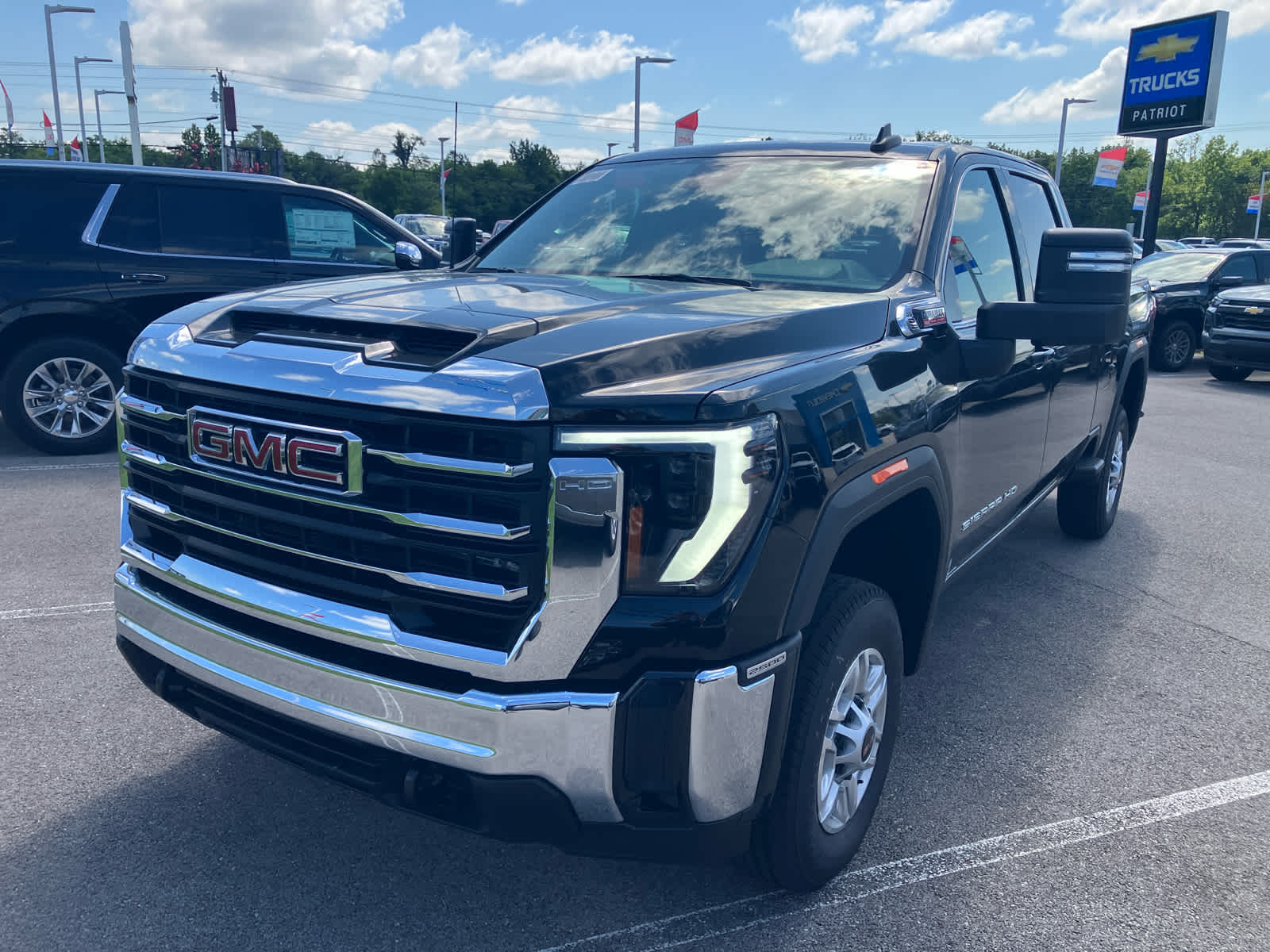 New 2026 GMC Sierra 2500 HD SLE Truck