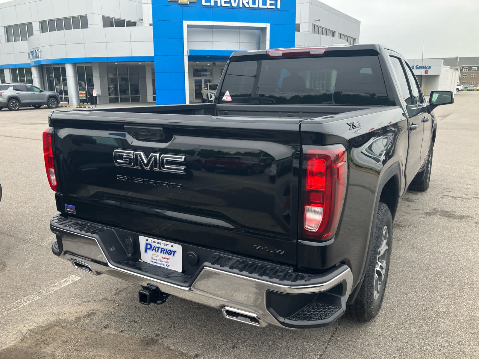 2026 GMC Sierra 1500 SLE - Photo 8