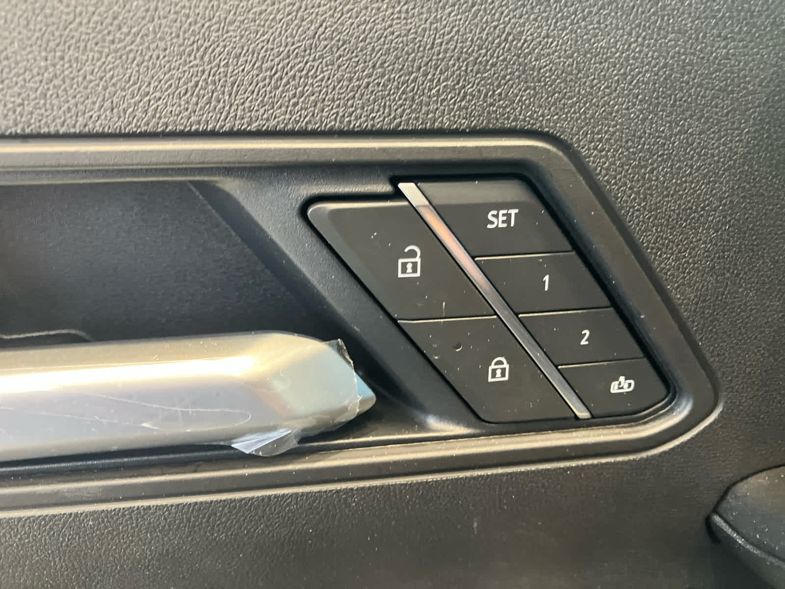 2026 GMC HUMMER EV 2X - Photo 11