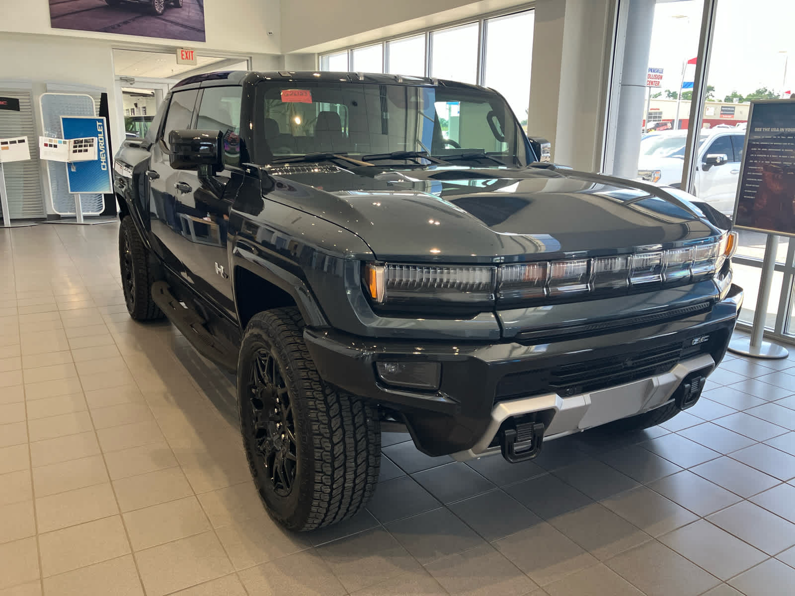 2026 GMC HUMMER EV 2X - Photo 7