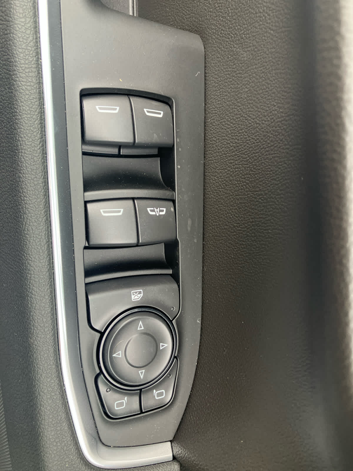 2026 GMC Sierra 1500 SLE - Photo 14