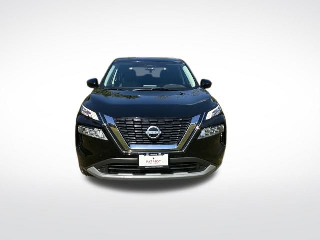2023 Nissan Rogue SV photo 2