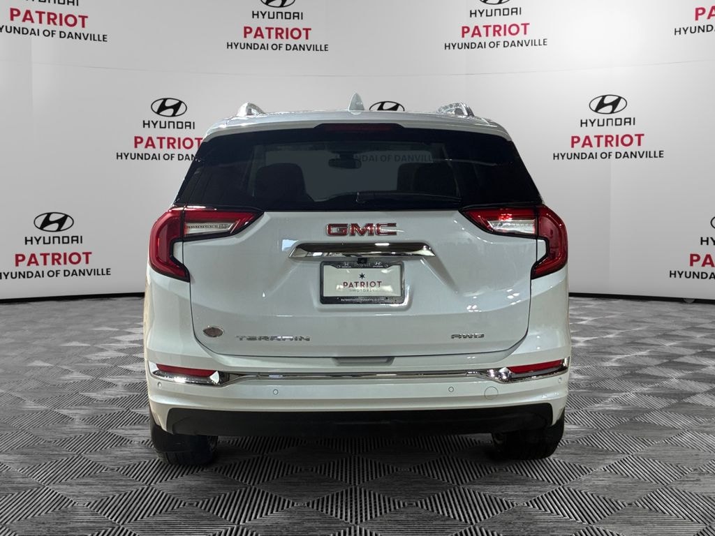 Used 2024 GMC Terrain Denali SUV