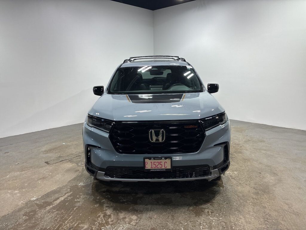 Used 2023 Honda Pilot TrailSport SUV