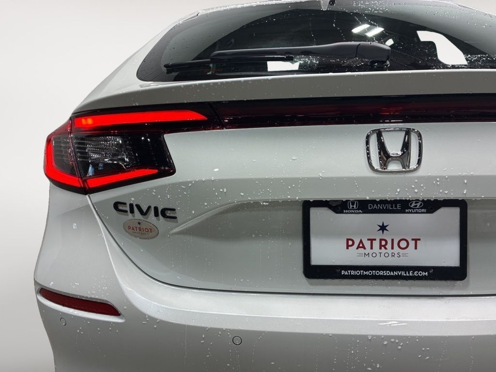 2026 Honda Civic Hatchback Sport Touring - Photo 17