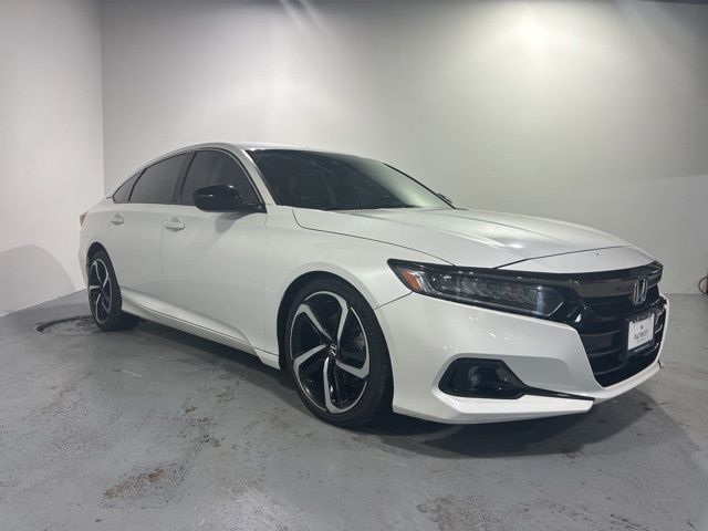 2022 Honda Accord Sport's photo