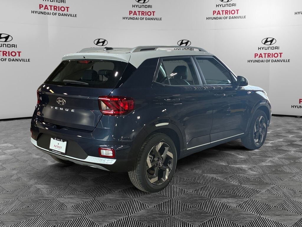 Used 2026 Hyundai Venue SEL SUV