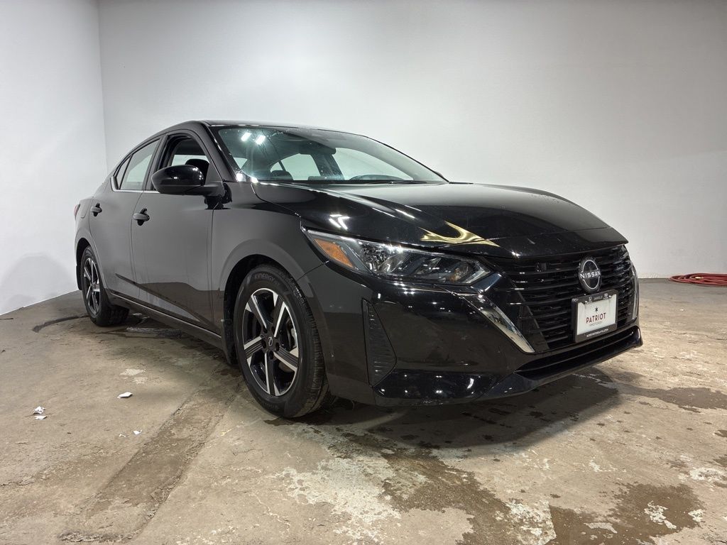 2024 Nissan Sentra SV's photo