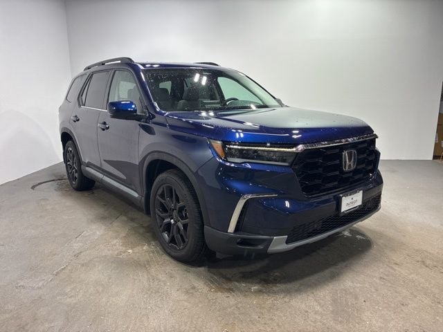 2025 Honda Pilot Touring's photo