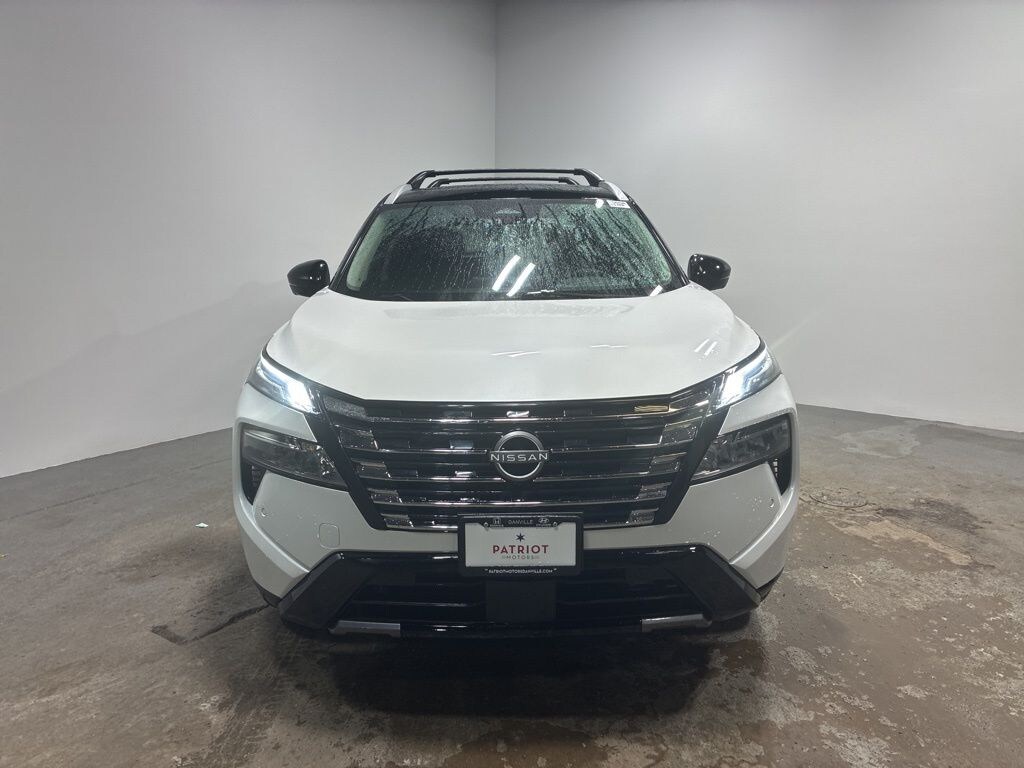 Used 2025 Nissan Rogue Platinum SUV