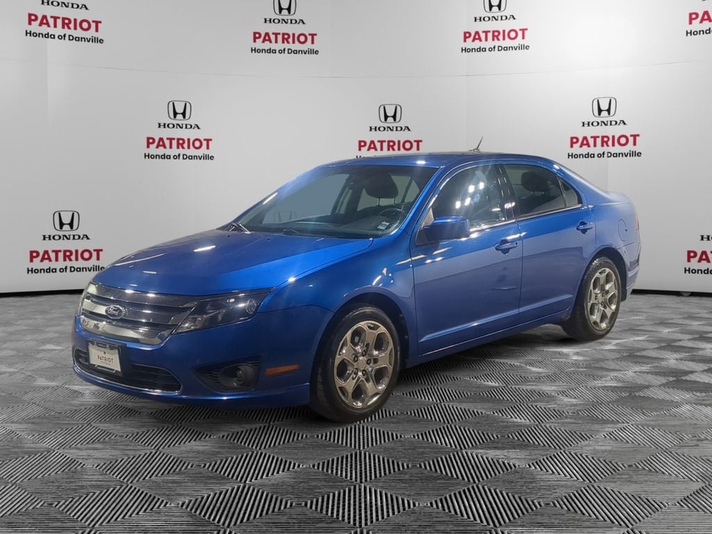 Used 2011 Ford Fusion SE Sedan